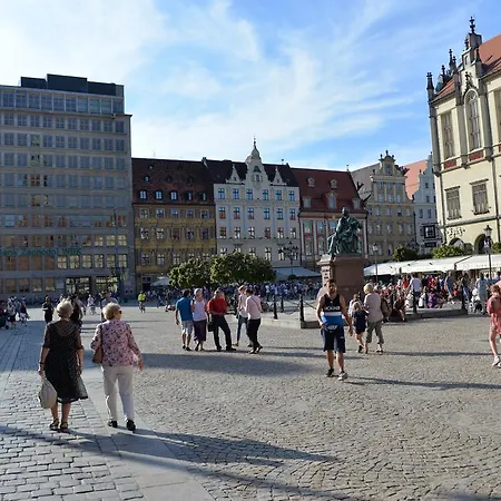 Kotlarska 17, Main Sq Apartment